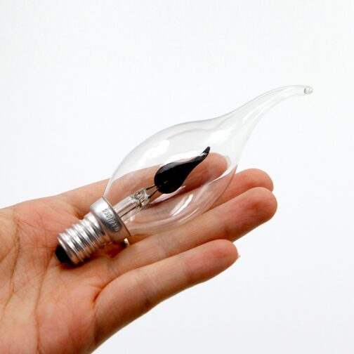 Flickering Flame Style LED Candle Bulb - Image 5